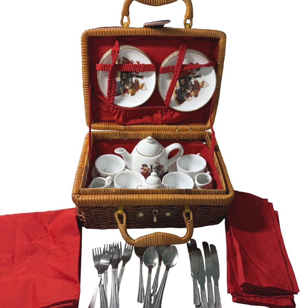 Reutter Porzellan Kathe Kruse Hummel Childrens Miniature Tea Set Picnic Basket